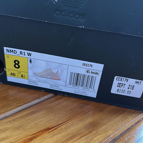 Adidas NMD R1 - Picture 5 of 13